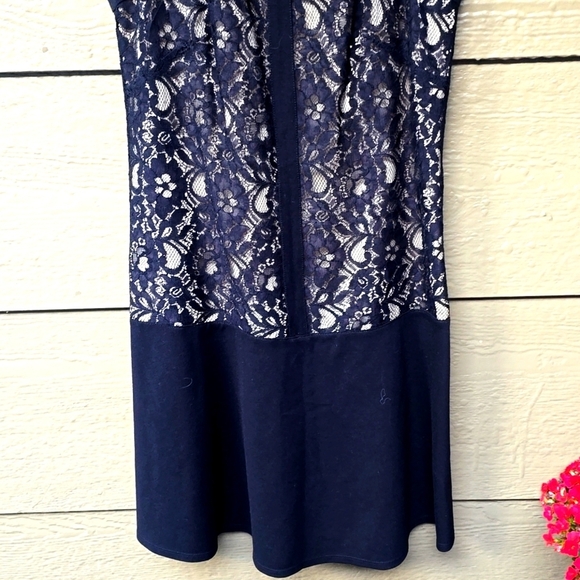 LAUNDRY Black Floral Lace Nude Underlay Sleeveless Drop Waist Short Dress SZ 6 - Picture 4 of 10